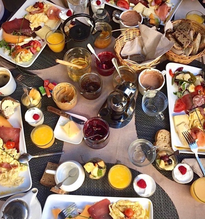 16 Best Brunch Spots In Nice