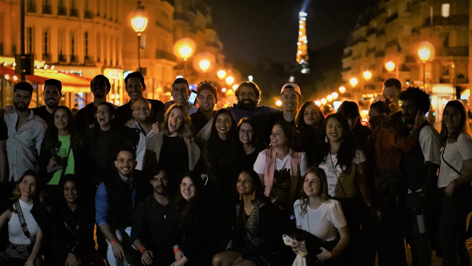 pub crawl paris